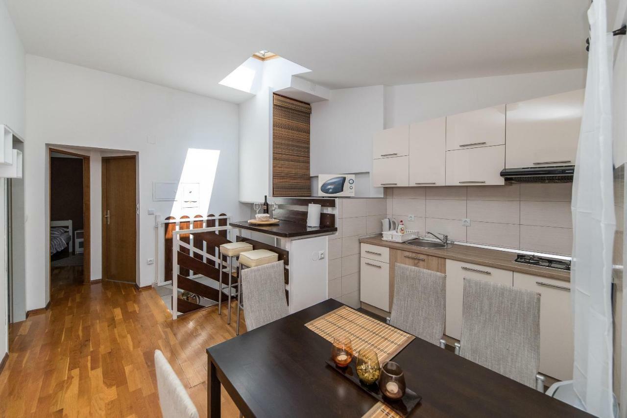 Apartmani Kristina Crikvenica Exteriör bild